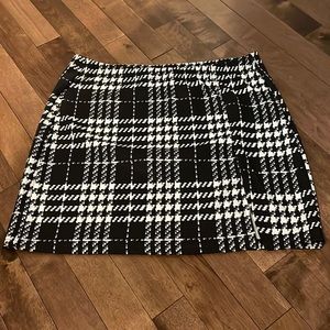 black and white mini pencil skirt